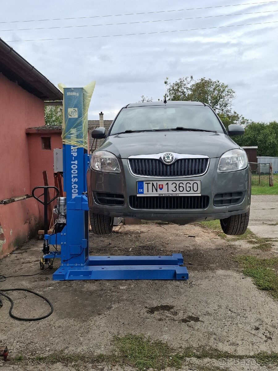 Predám jednostlpovy zdvihák - 4