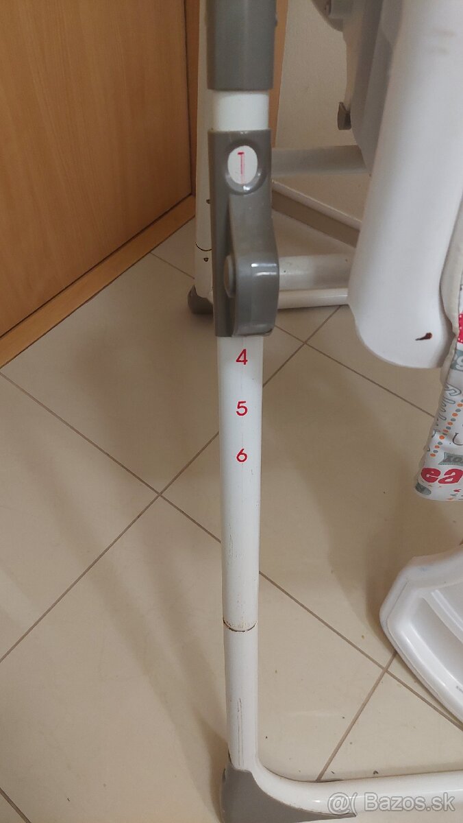 Detská jedálenská stolička - 4