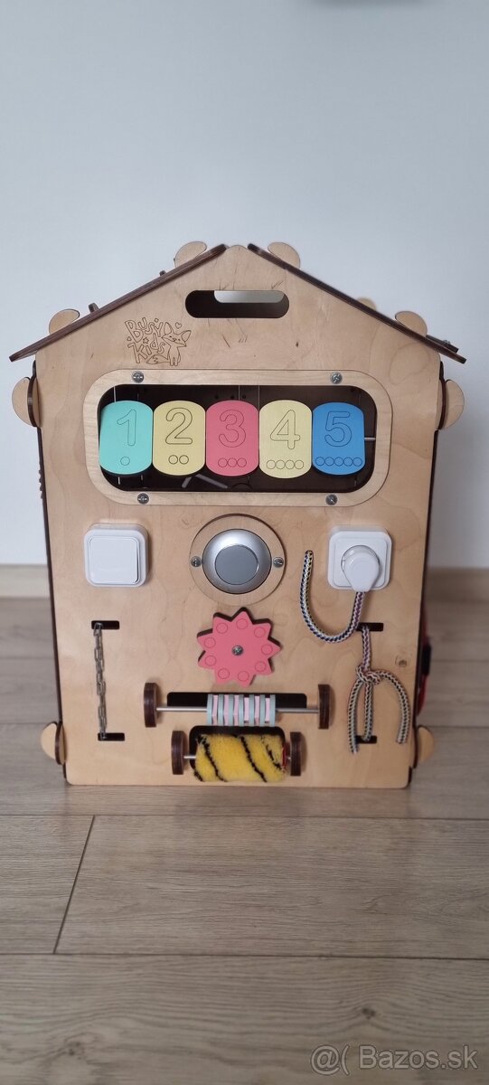 Activity Board domček - 4