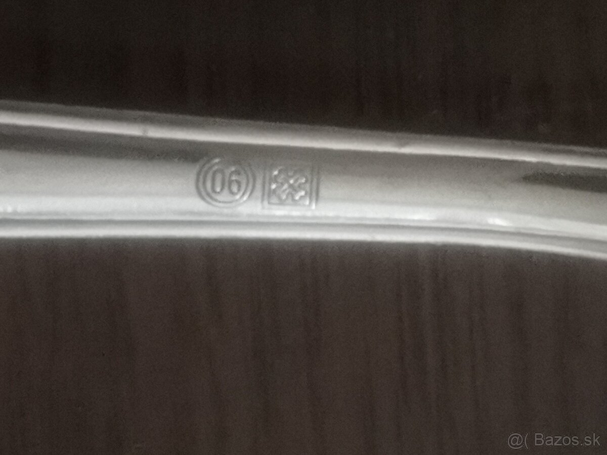 STAROZITNE POSTRIBRENE PRIBORY - 4