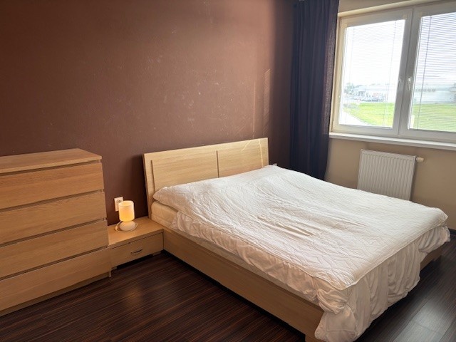 Na prenájom veľký 2izb byt -Most pri Bratislave - 4