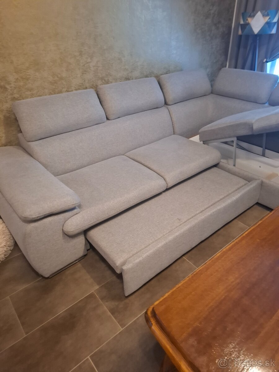 Sedačka +stolik - 4