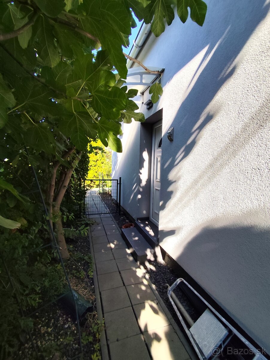 Predám 5 izbový Rodinný dom 205 m2, obec Bučany - 4