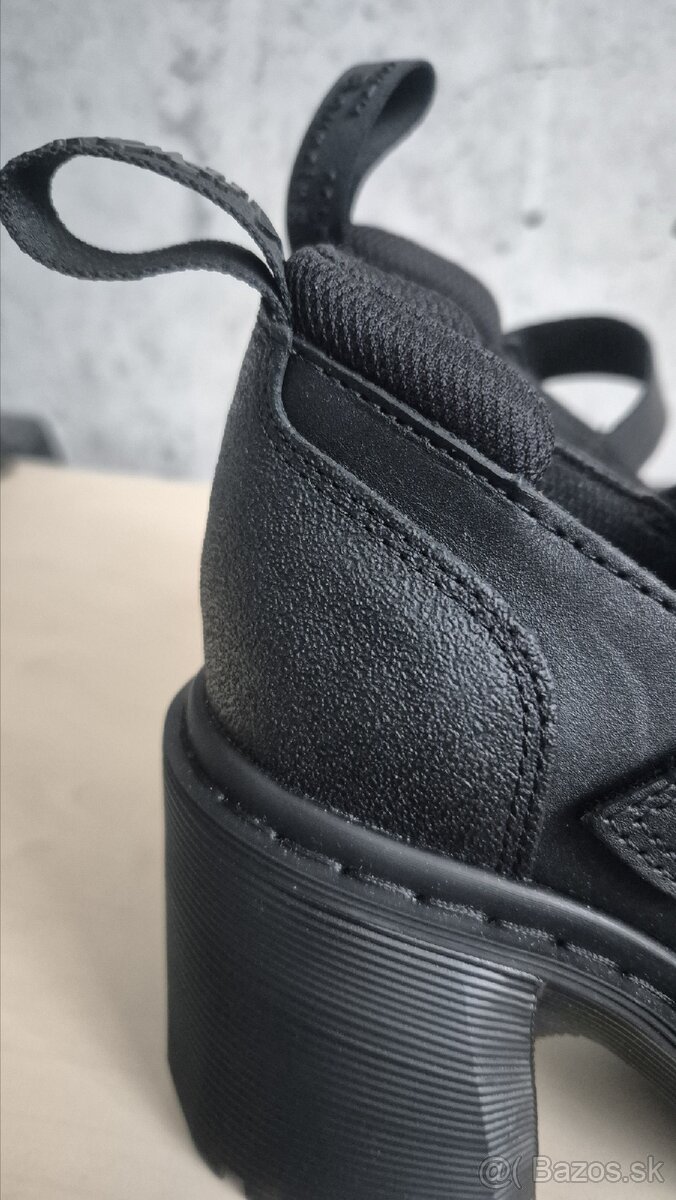 Dr. MARTENS EVIEE TECH EU39 - 4