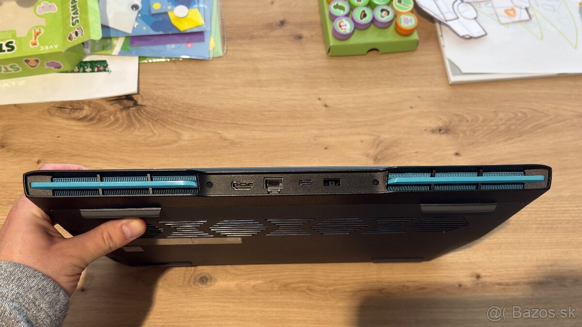 Lenovo Ideapad Gaming 3 15IAH7 - 4