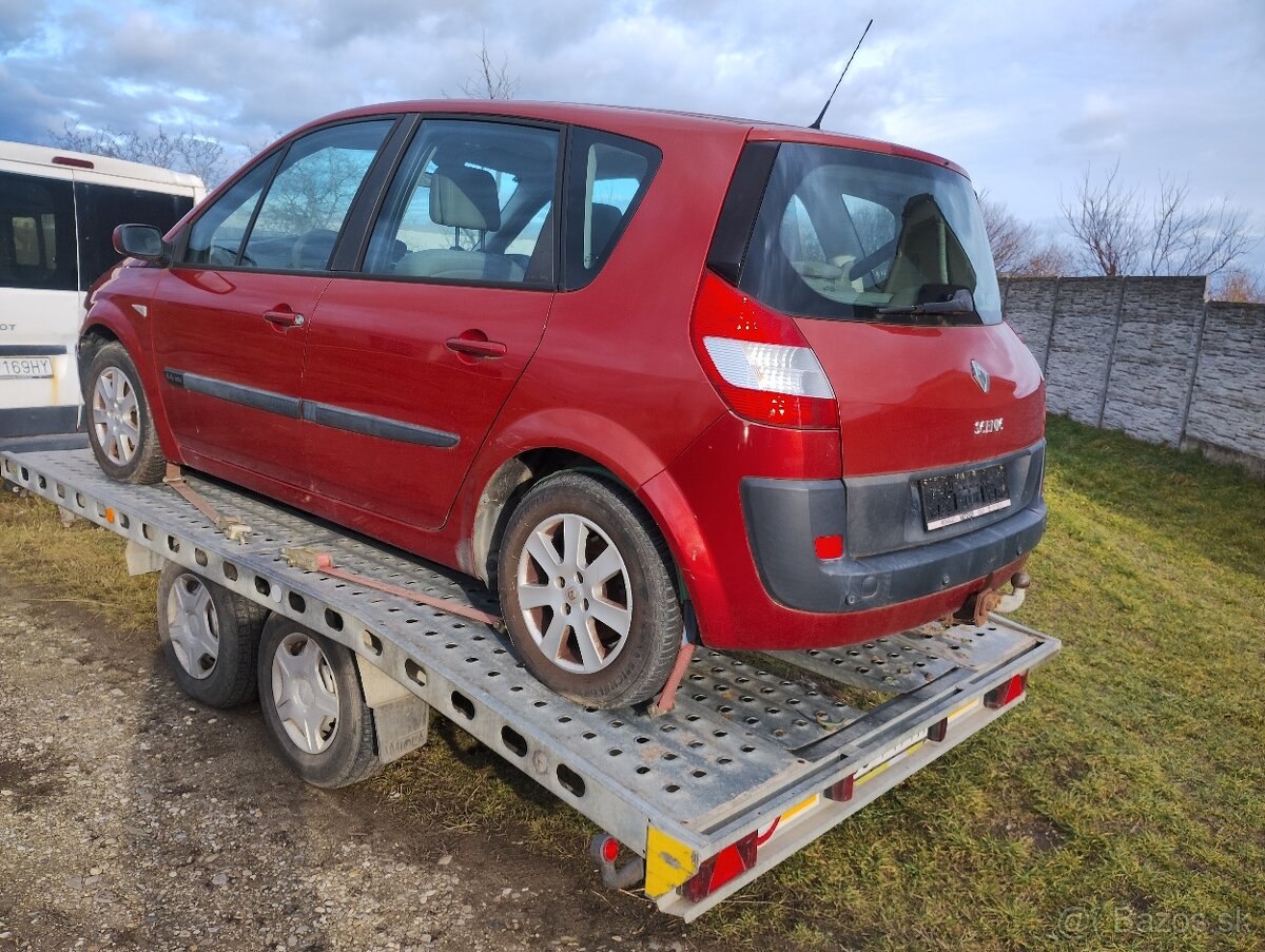 Renault Scénic benzin - 4