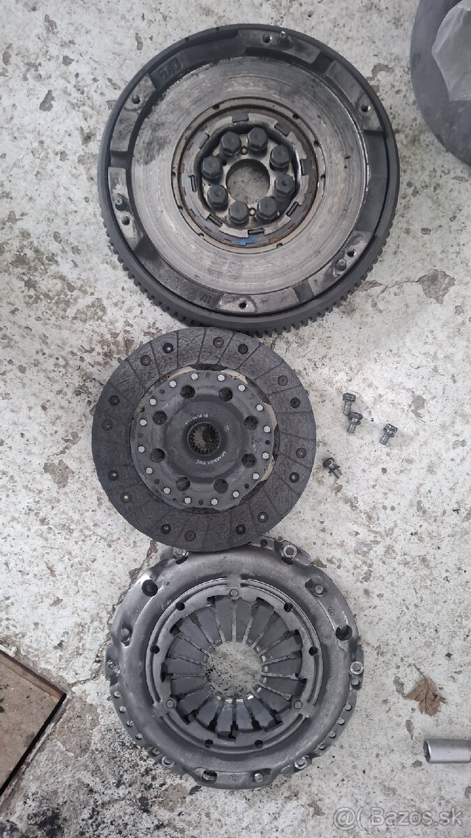 Toyota rav4 2.0 D4d 85kw diely - 4