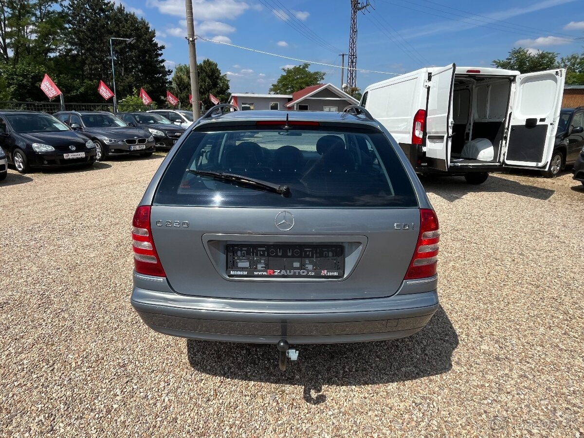 Mercedes-Benz Třídy C, C 220 CDI Avantgarde - 4