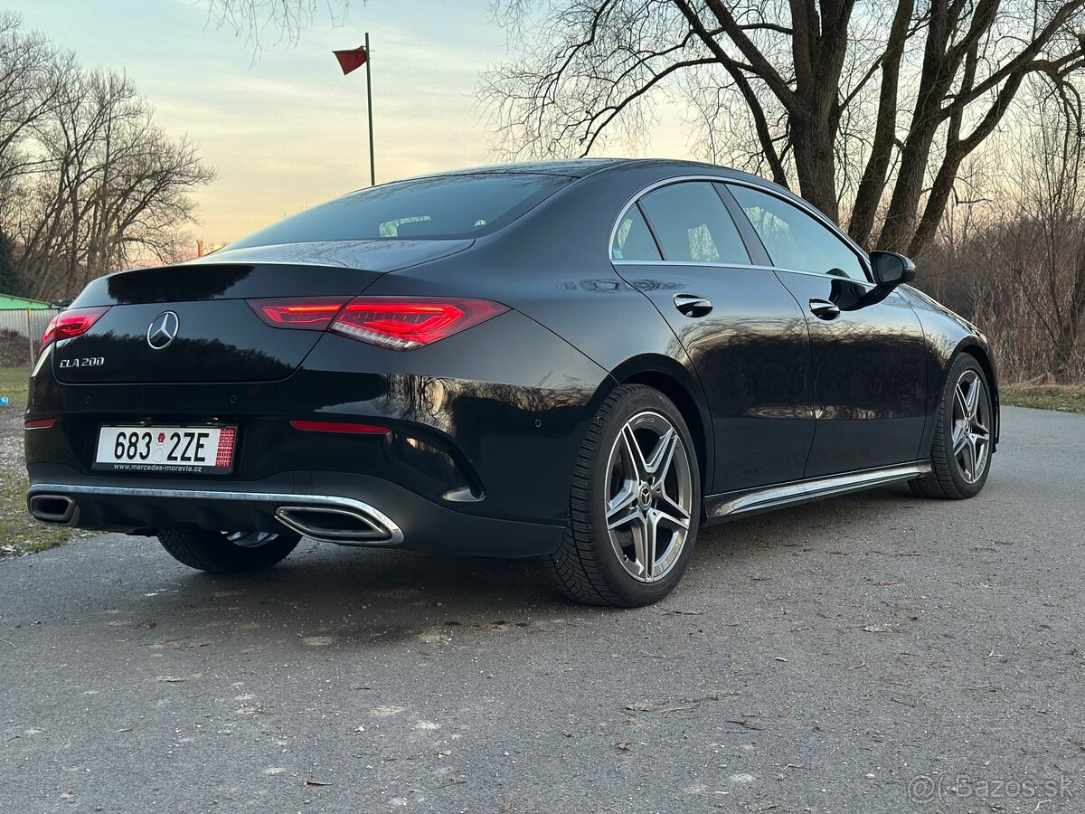 Mercedes - Benz CLA200 AMG Line - 4