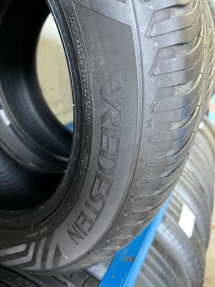 Celoročné pneumatiky vredestein 215/55R16 - 4