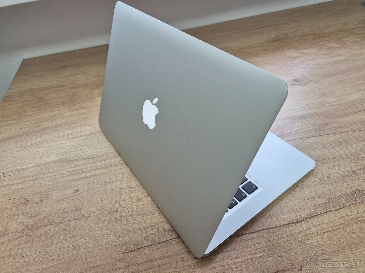 MacBook Air (13-inch, 2015) /Intel Core i5/4GB RAM/128GB SSD - 4
