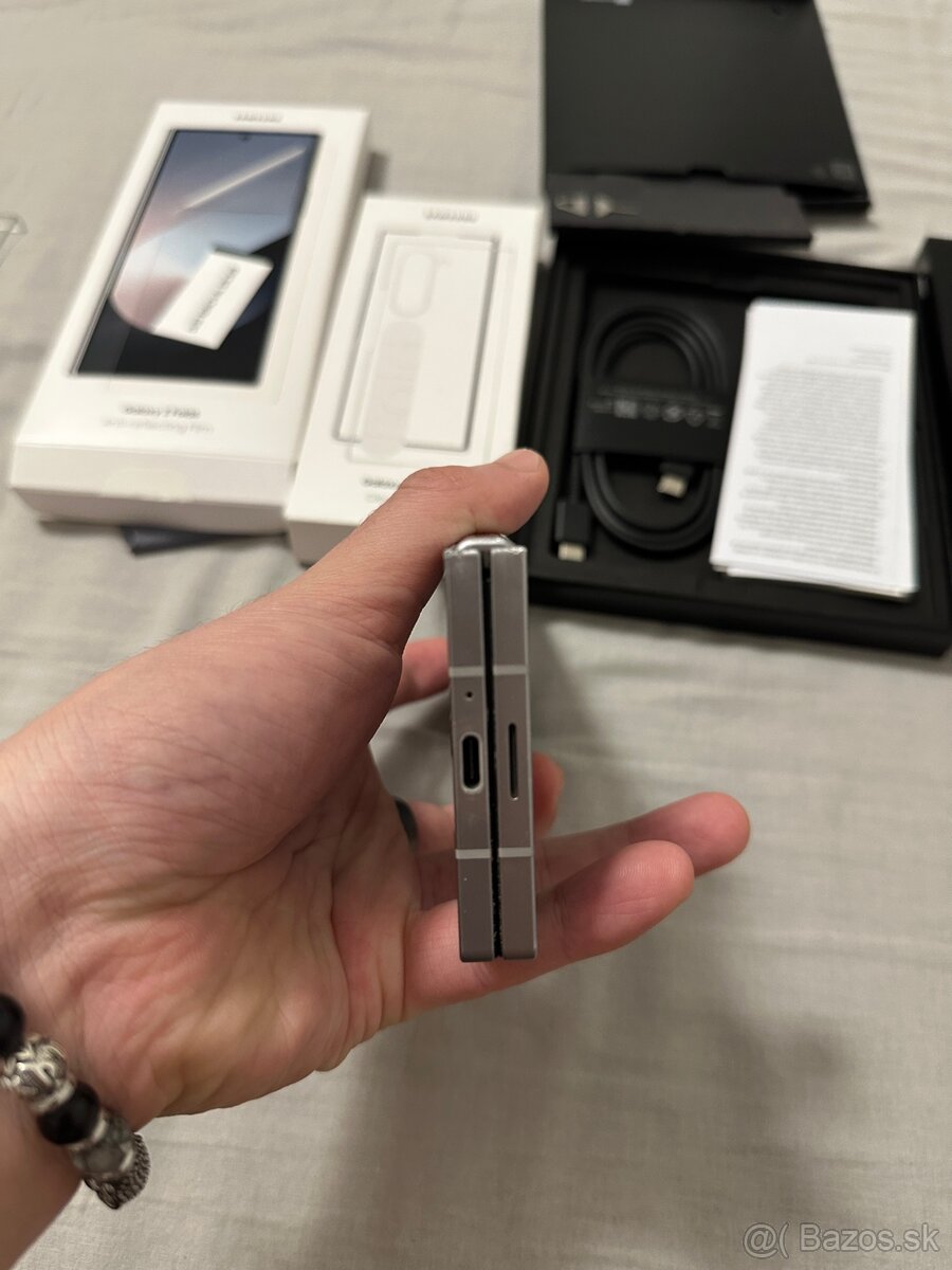 Samsung Galaxy Fold 6 1TB - 4