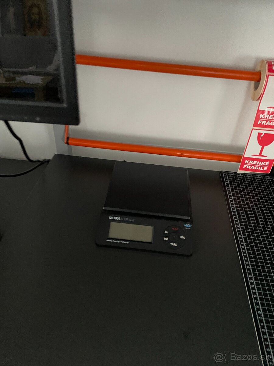 Kvalitné baliace stoly aj s príslušenstvom - 4