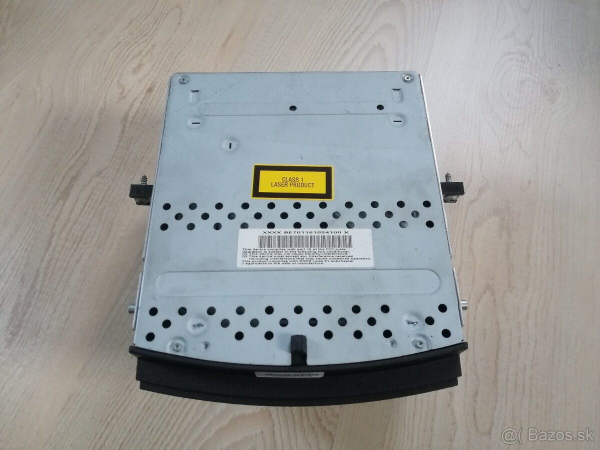 Mercedes Benz W221 COMMAND rádio BE7011 - 4