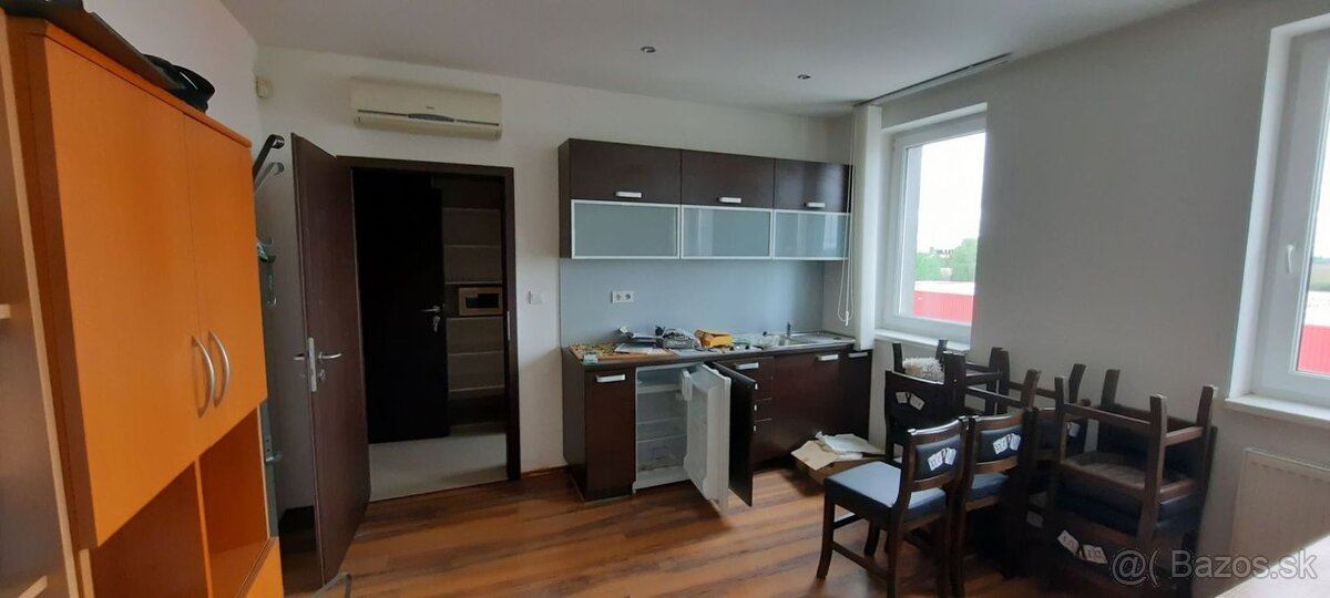 Nebytový/kancelársky priestor na prenájom Trnava - 4