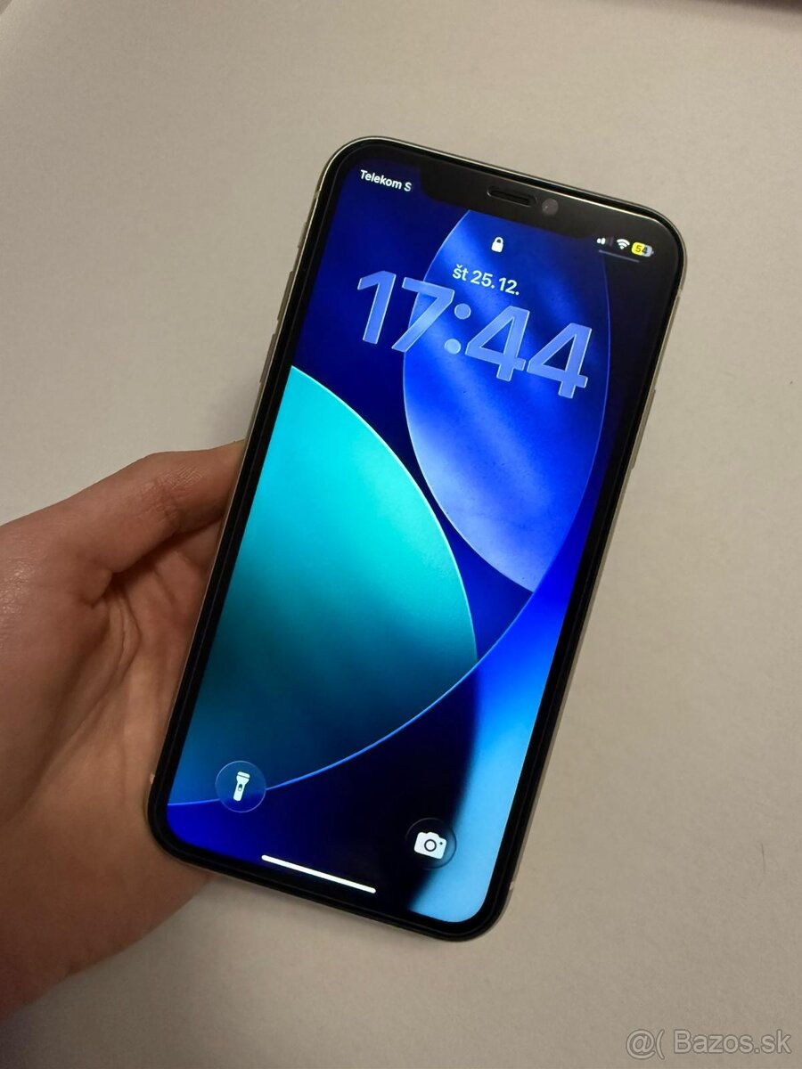 Apple iPhone 11, 128 GB - 4