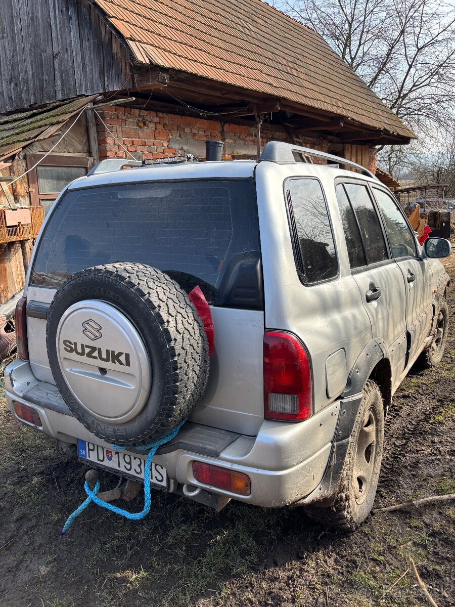 Predám Suzuki Grand Vitara 2.0 Diesel 4x4 - 4
