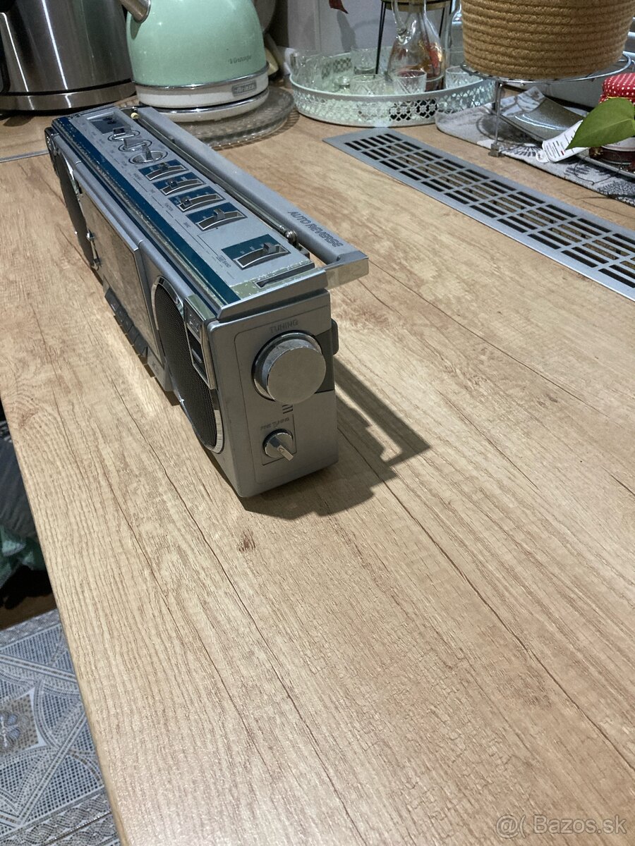 Kazetový radiomagneton Toshiba rt-sf5 - 4