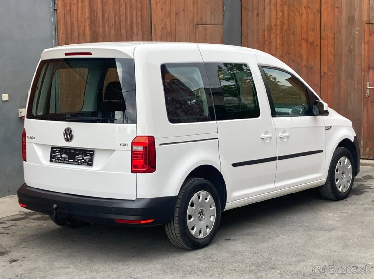 VOLKSWAGEN CADDY TSi benzín 5 - 7 míst - 4