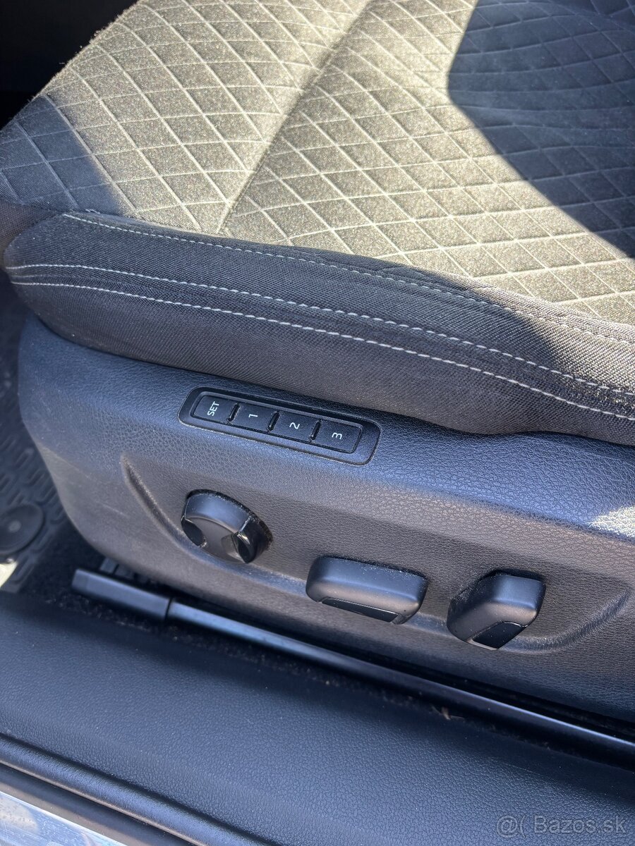 Škoda superb,zachovalý stav - 4