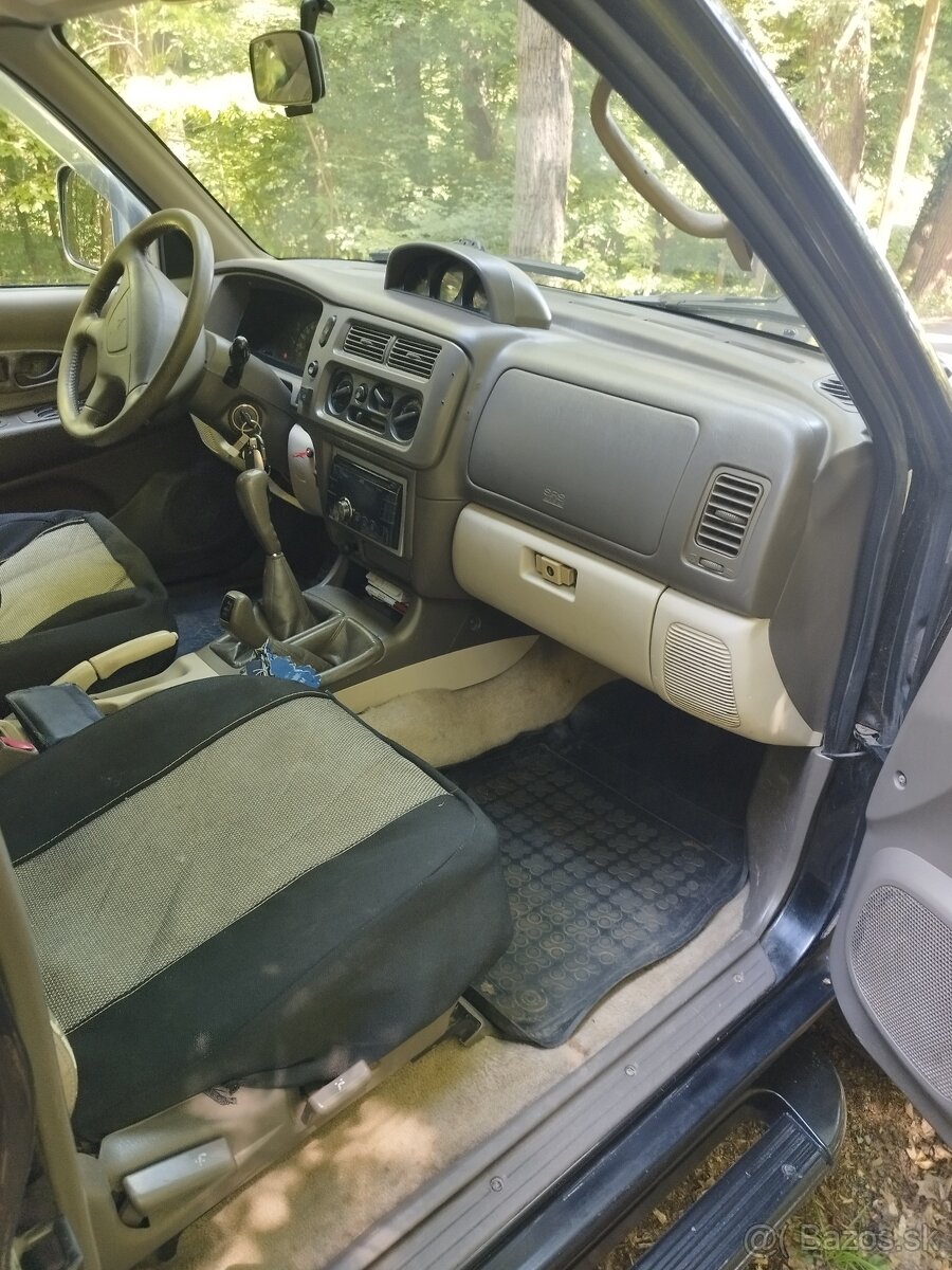 Mitsubishi Pajero sport - 4