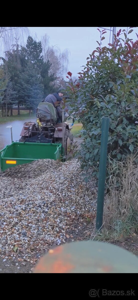 Predám doma robený traktor 4x4 - 4