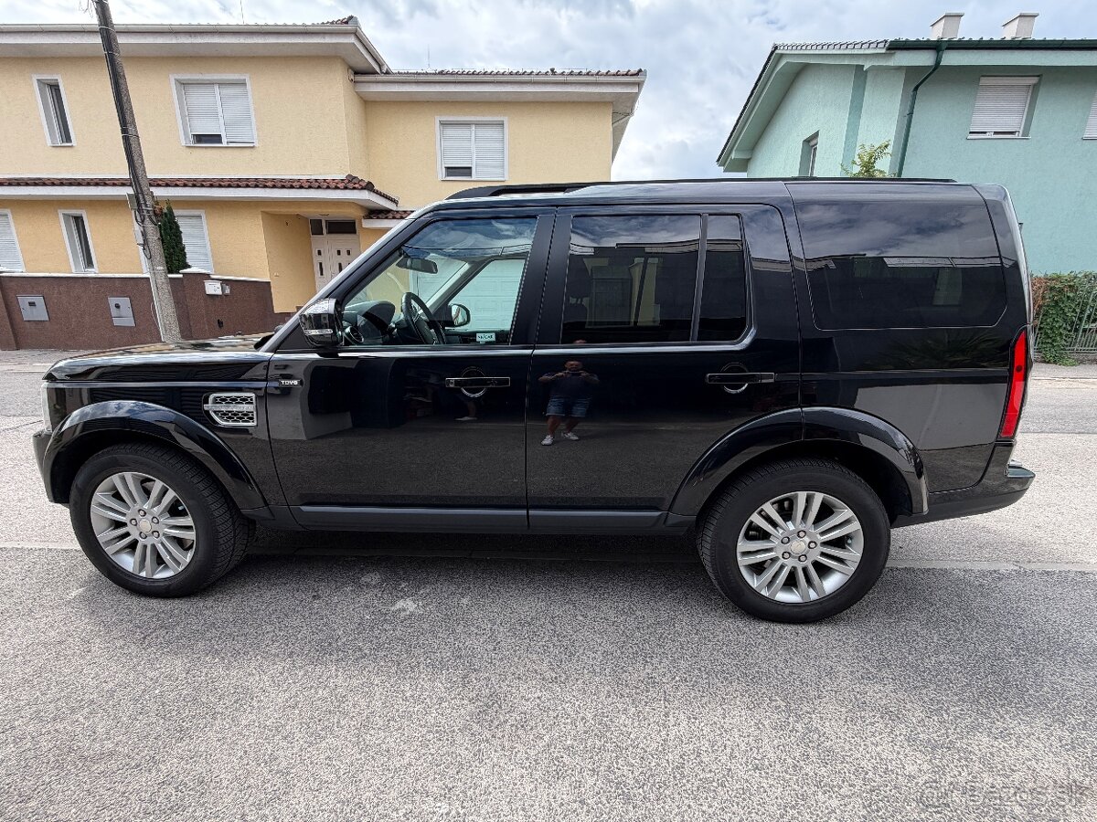 Land Rover Discovery 3.0 TDV6 HSE - 4