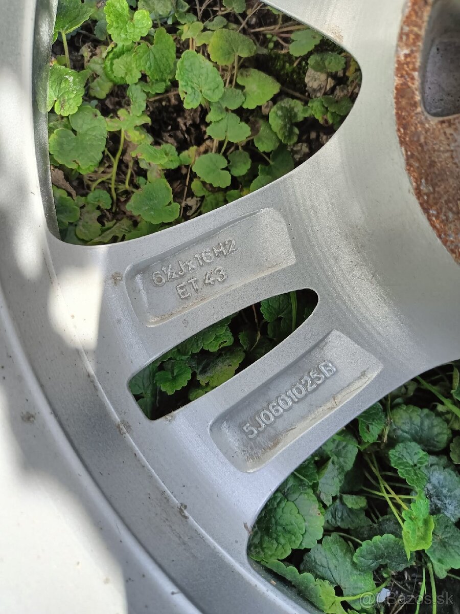 4ks alu disky orig. Škoda 5x100 r16 - 4