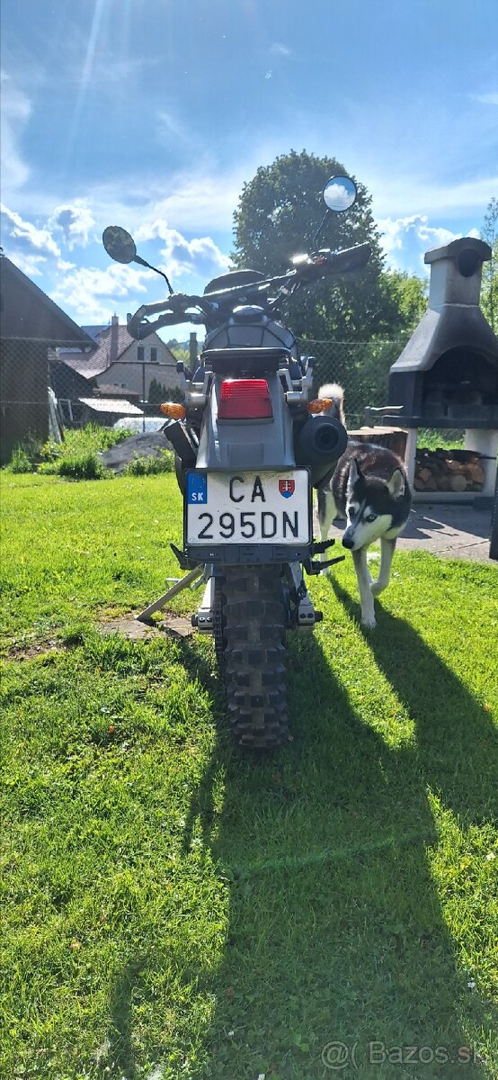 Predám Kawasaki KLR 600 z ŠPZ