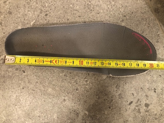 Tenisky Asics veľl. 32,5 - 4