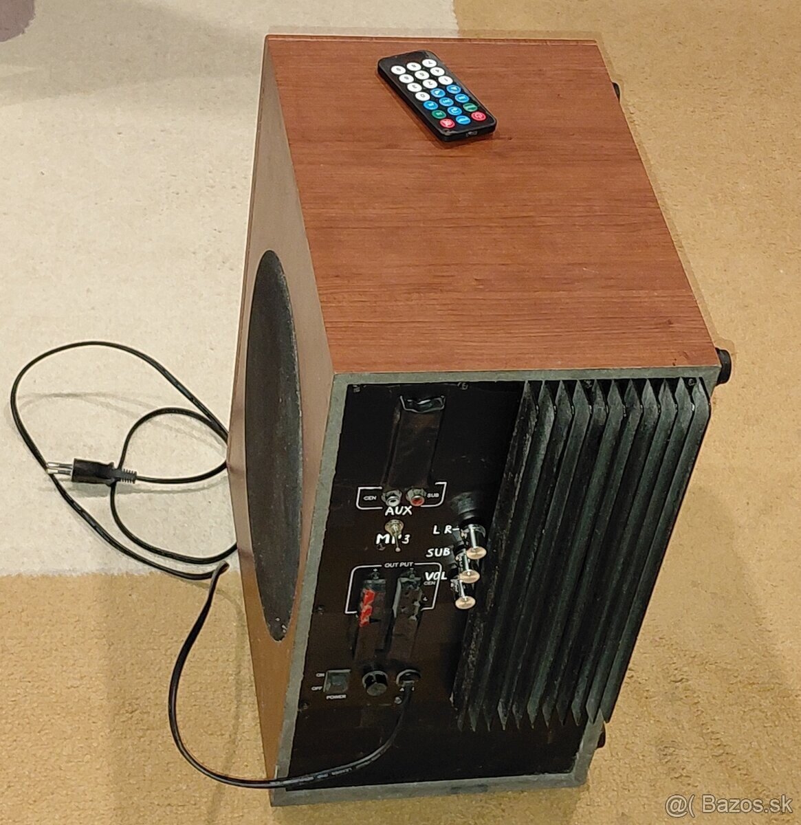 Ponukam tento 8" subačik od Genius - 4