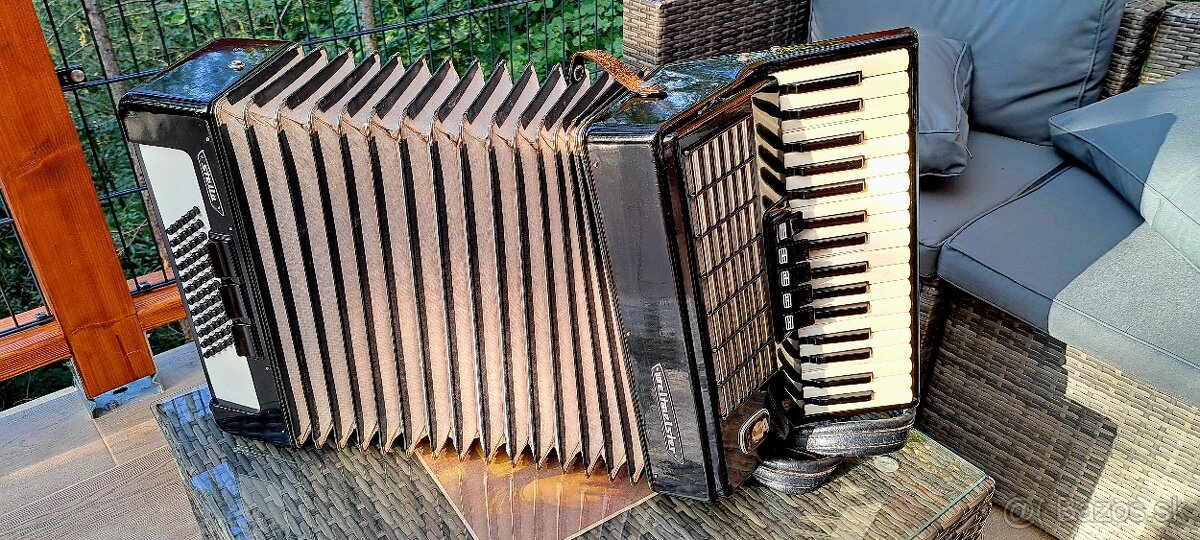 Akordeón Weltmeister Stella 60 bas - 4