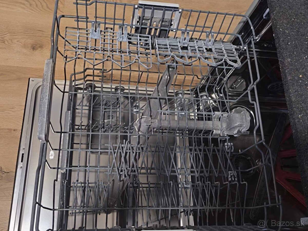 Predám umývačku riadu - 4