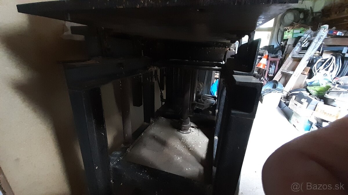 Hobľovačka s prieťahom - 4