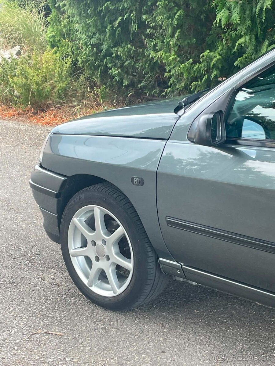 Renault Clio 1.4 RT 1995 - 4
