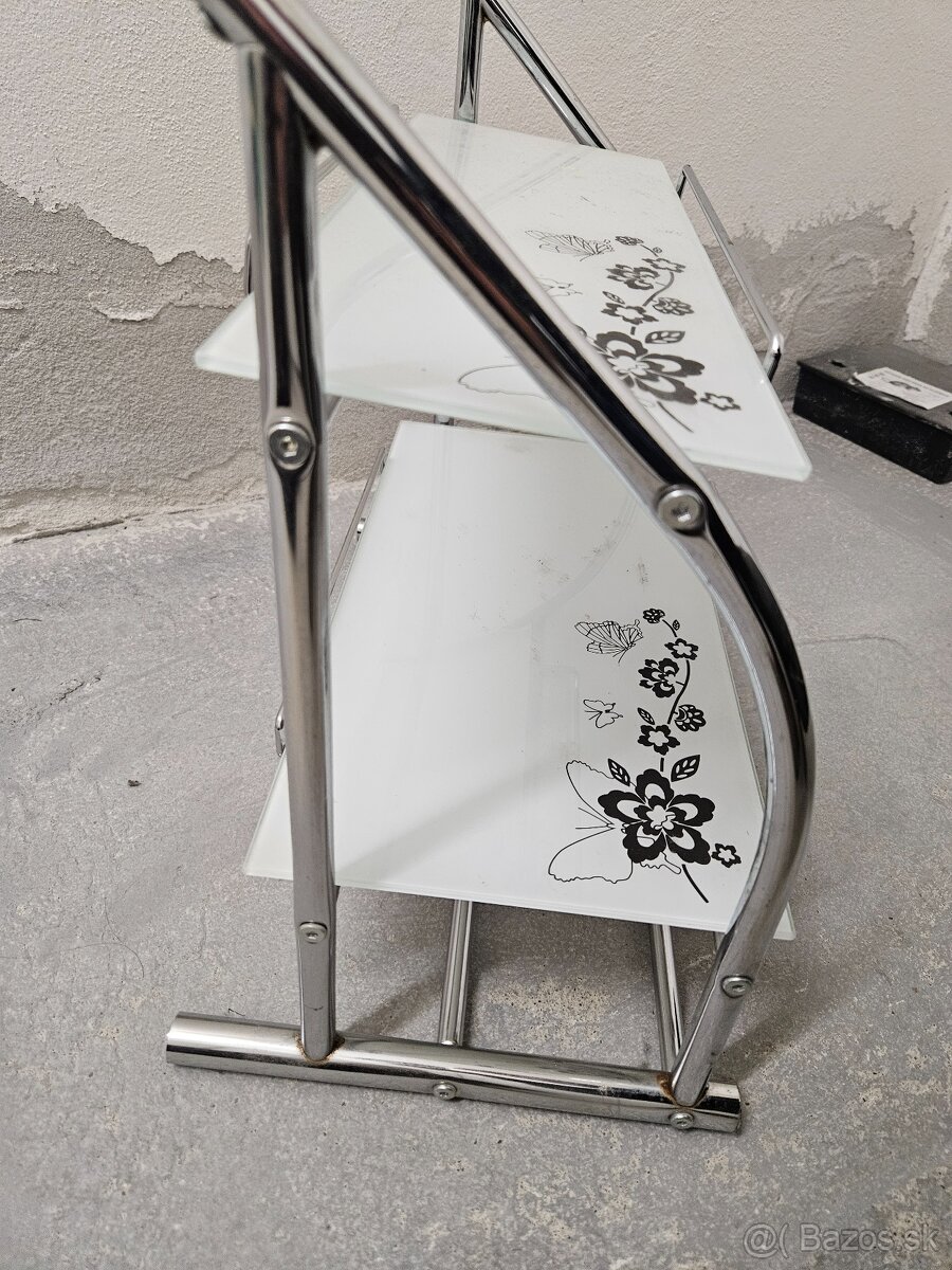 Políčka do kúpeľne - 4