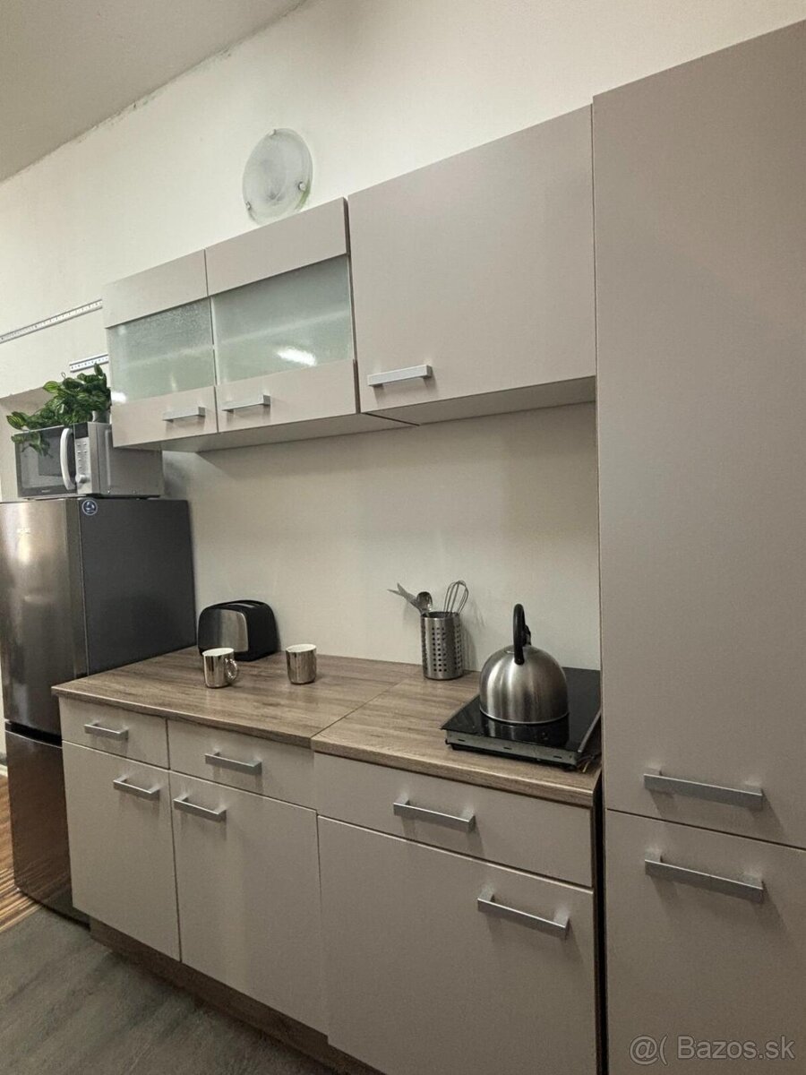 Kapučínová moderná kuchyňa ALEX - 4