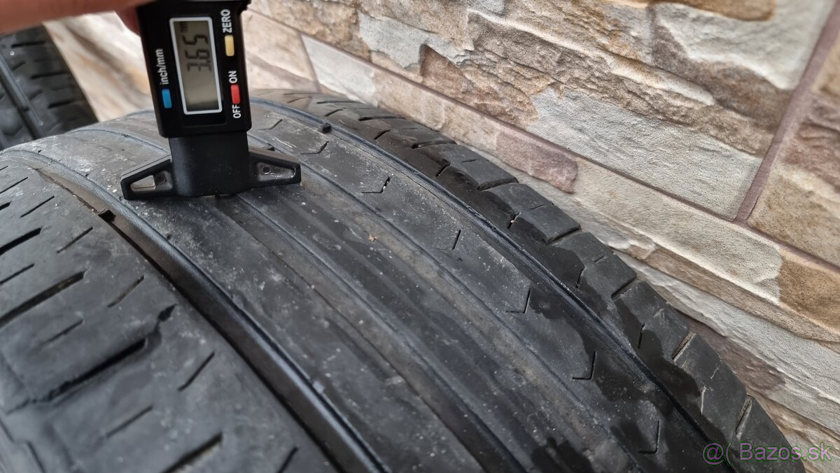Predám 2xletné pneumatiky 215/55r17,Continental - 4