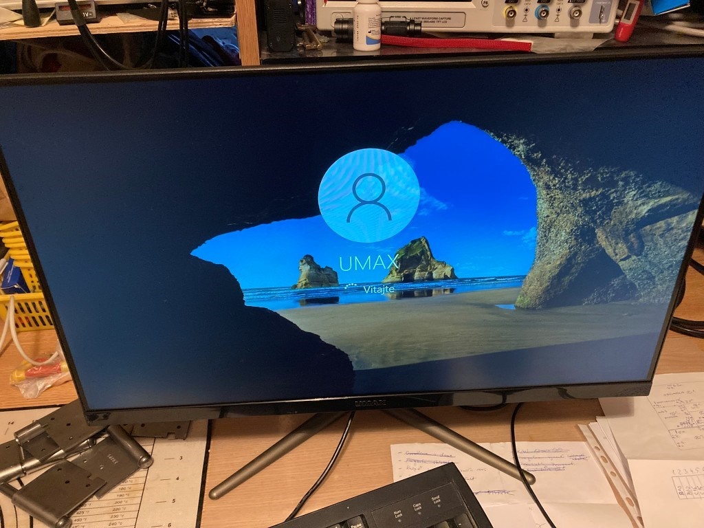 Predám all-in-one AiO UMAX U-ONE 24AL - 4