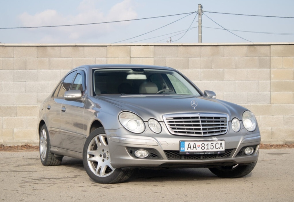 Mercedes E trieda 2006 - 4