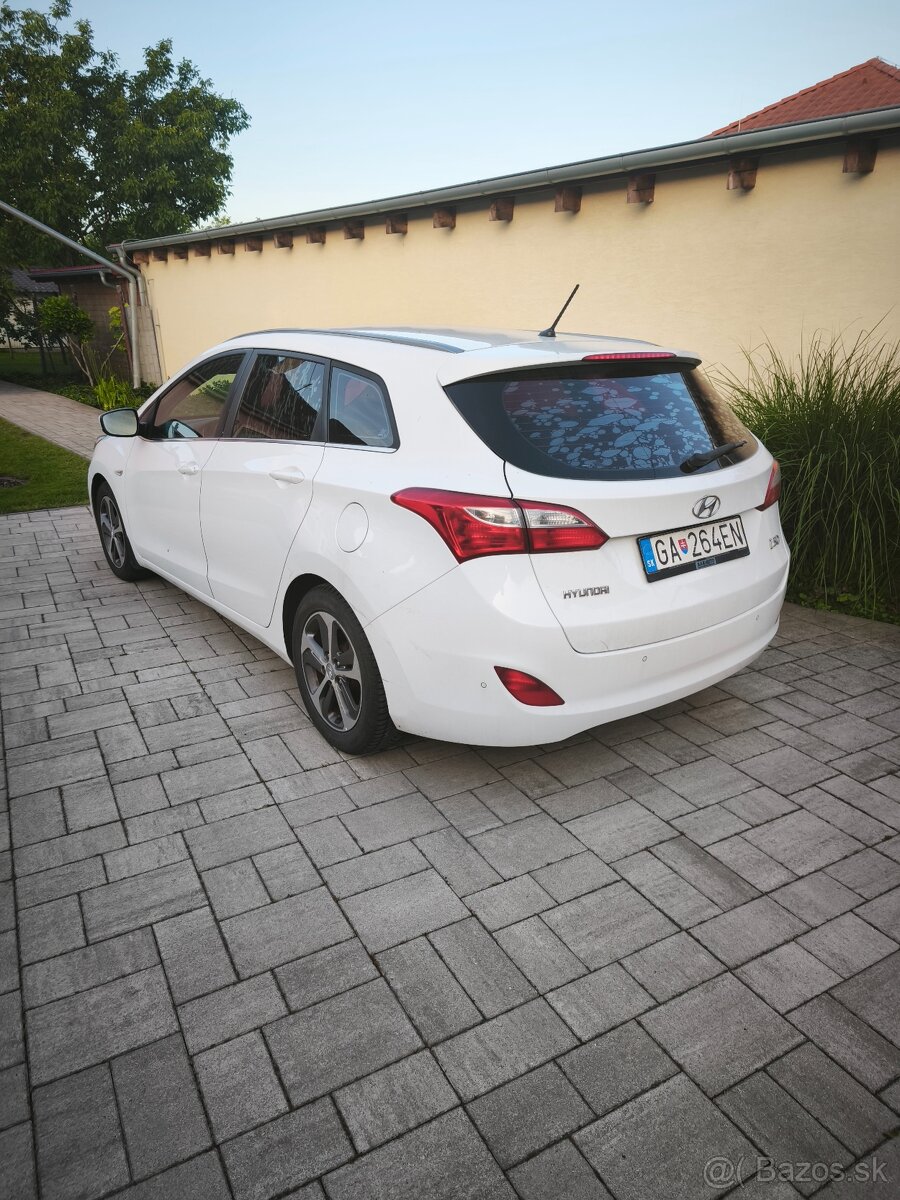 Hyundai i30 CW - 4