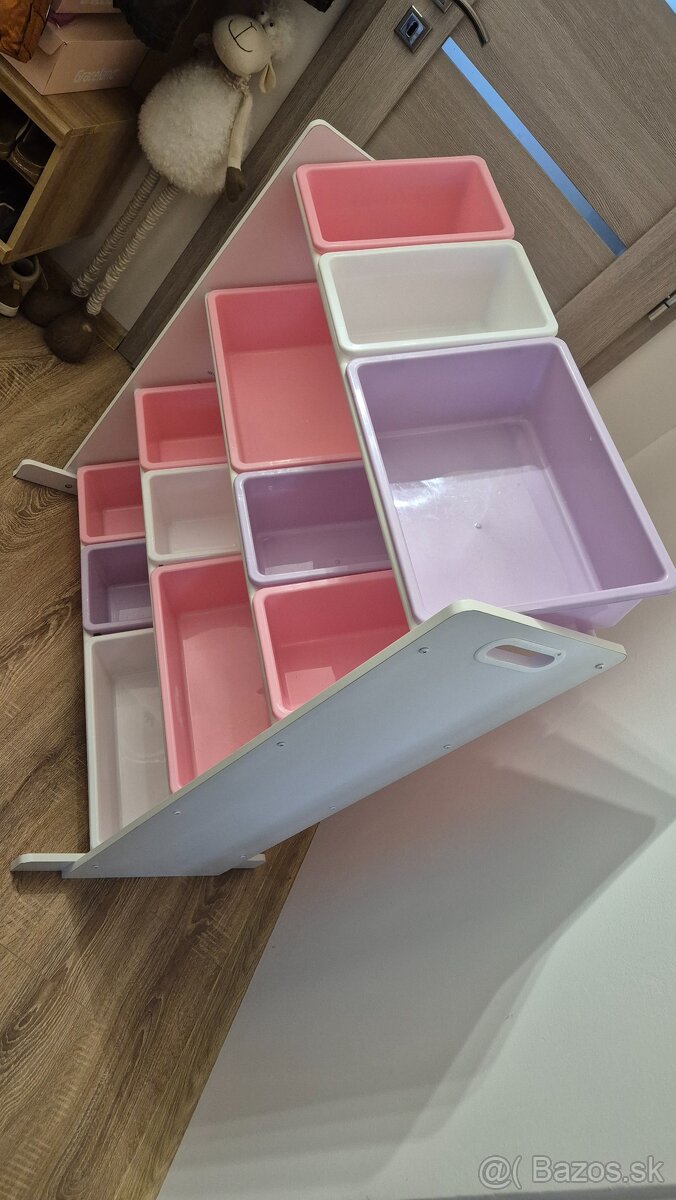 Kidkraft regál s úložnými boxmi - 4