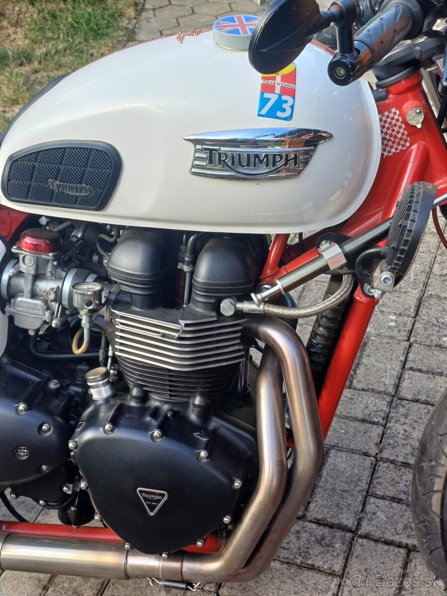 TRIUMPH THRUXTON - 4