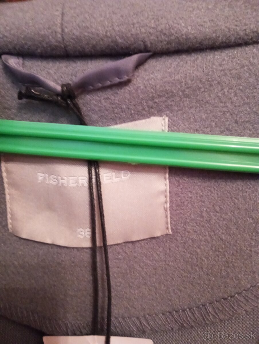 Sivý dámsky kabát. - 4