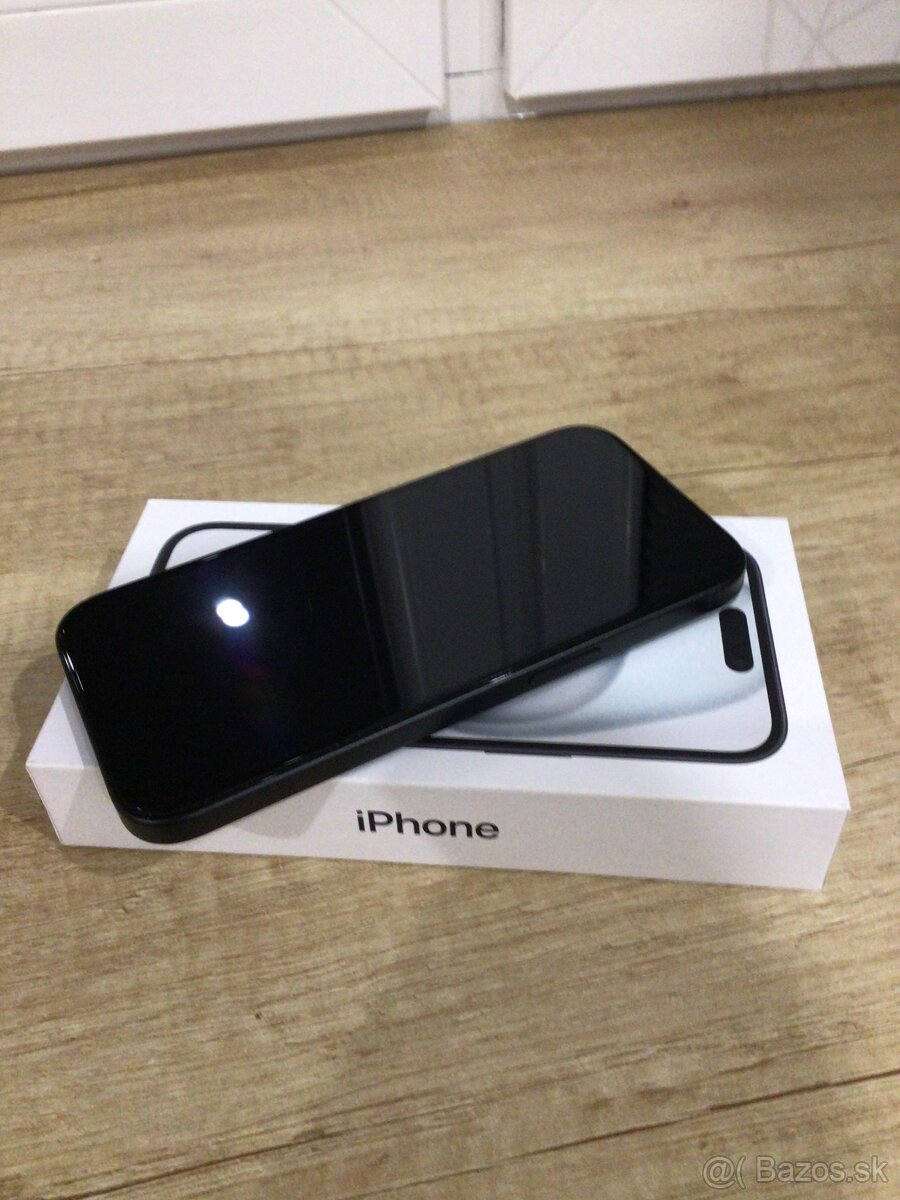 Iphone 15 128GB - 4