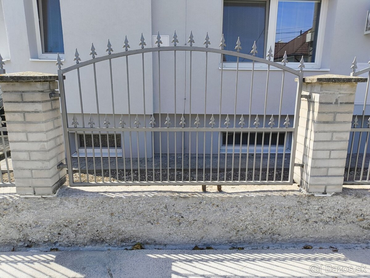 Oceľová brána - 4