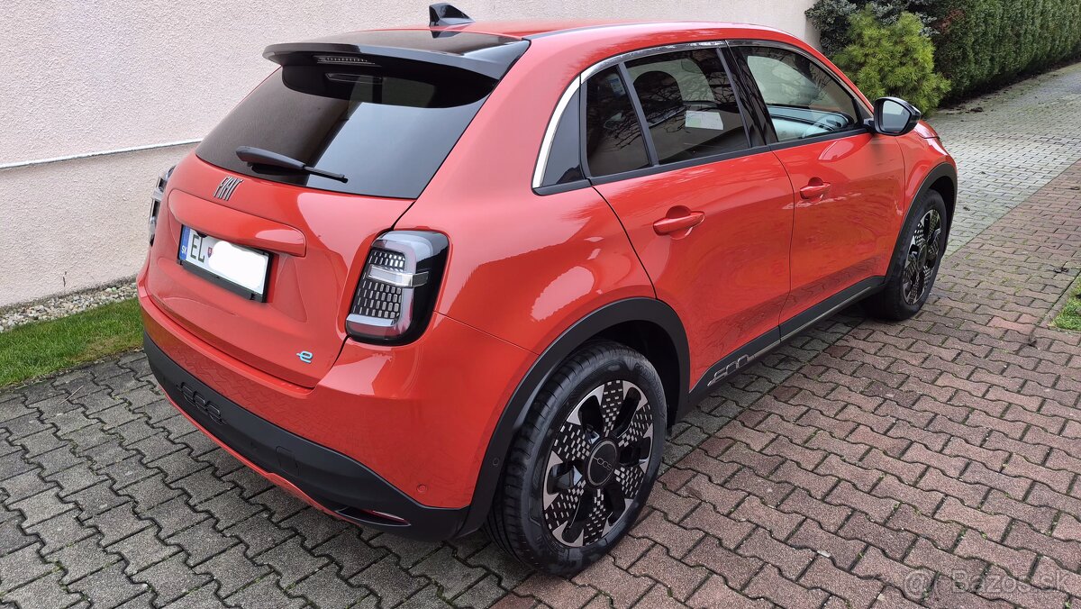 FIAT 600e LA PRIMA 156PS odpočet DPH - 4