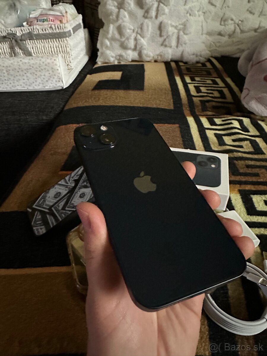 Apple iPhone 13 Midnight + príslušenstvo - 4