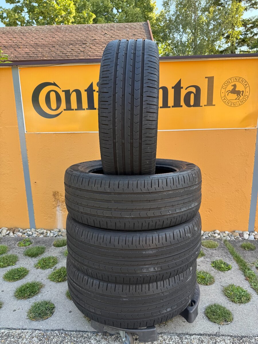 Continental - 215/55 R17 94V - 4