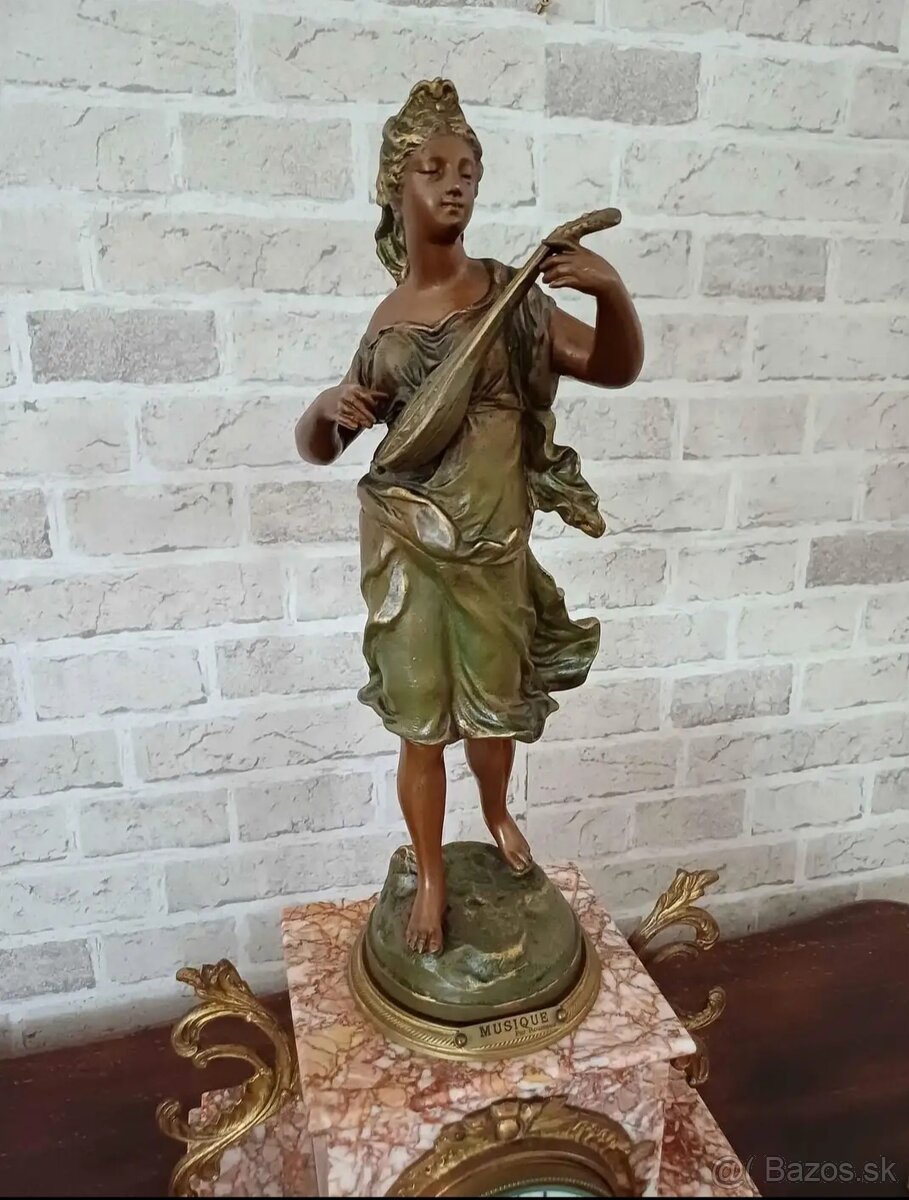 Staroẓ̌itné hodiny - 4